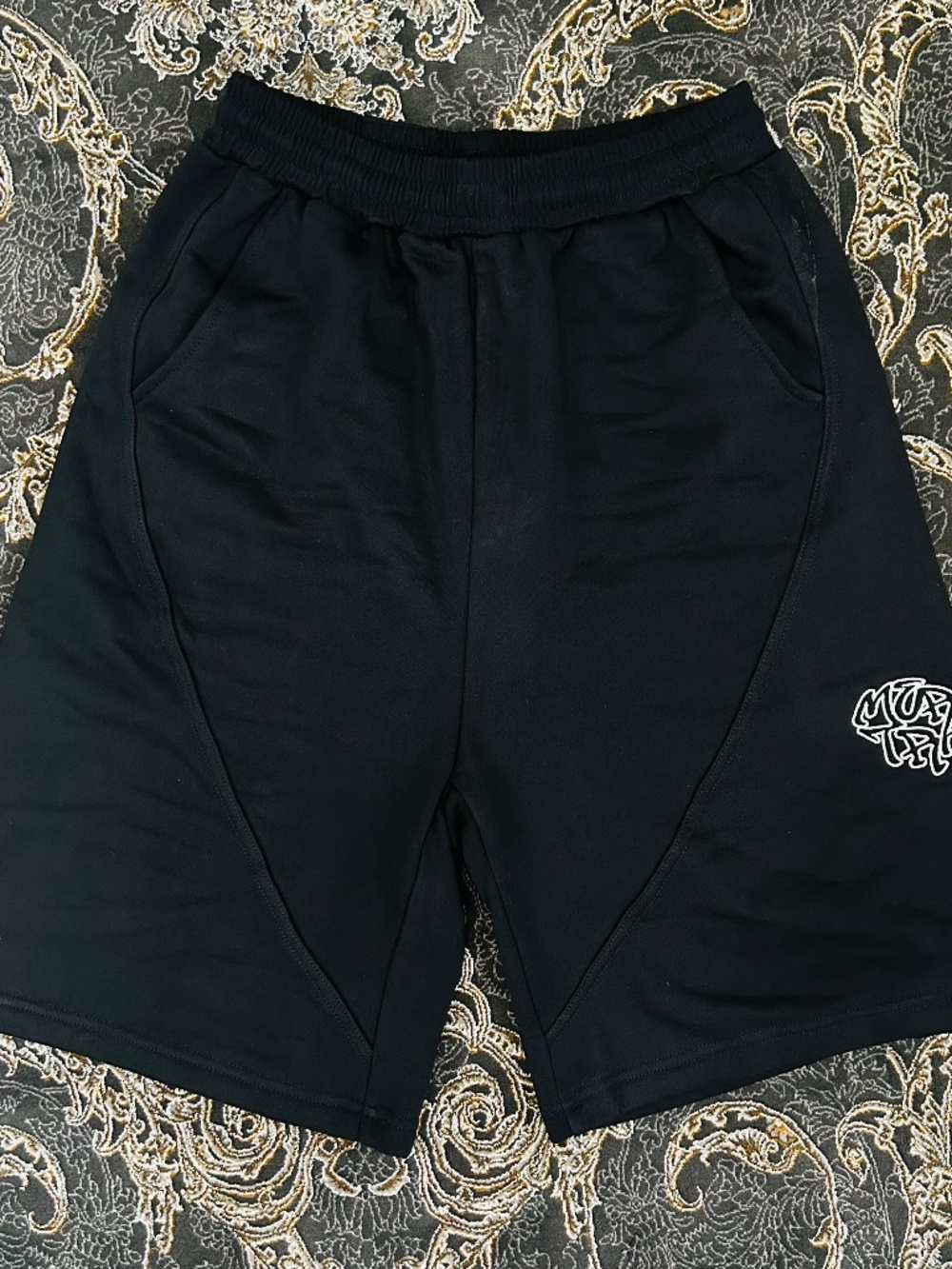 Mertra black short - M